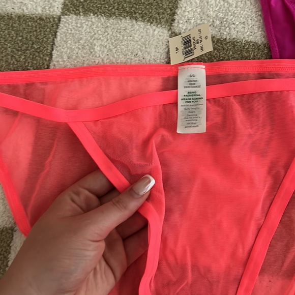 Bundle of skims and aerie high cut bikini panties - Picture 3 of 4